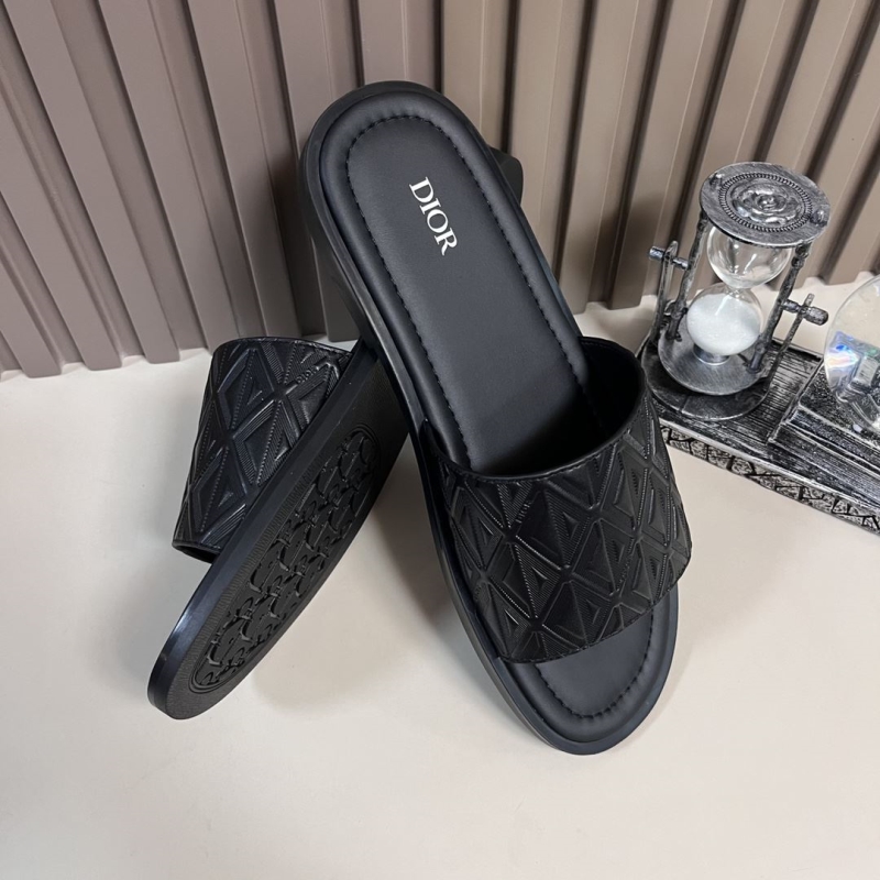 ch**an D*or slippers